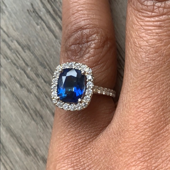 Sapphire and Diamond engagement ring size 4 - Picture 12 of 12